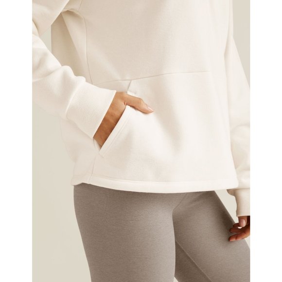 🏷️NWT Beyond Yoga Trek Pullover In Fresh Snow (White) - Various Sizes - Picture 4 of 15